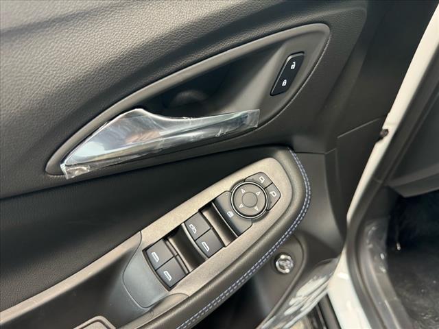 new 2025 Buick Encore GX car, priced at $29,085