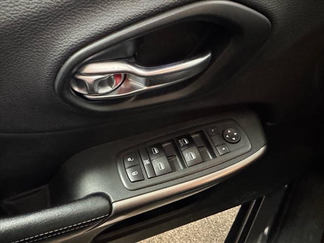 used 2019 Jeep Cherokee car, priced at $17,999