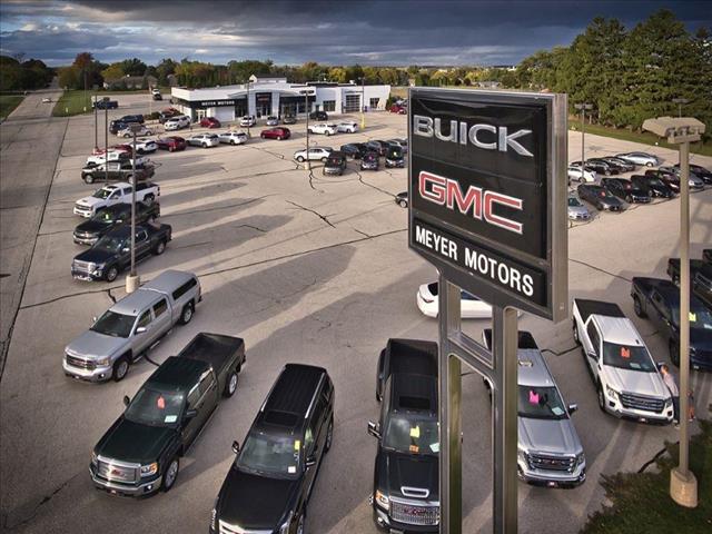 used 2023 Chevrolet Traverse car, priced at $41,669