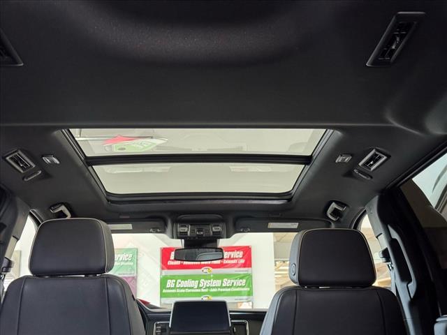 used 2023 GMC Yukon XL car, priced at $56,924