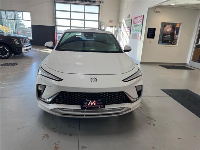 used 2024 Buick Envista car, priced at $26,489