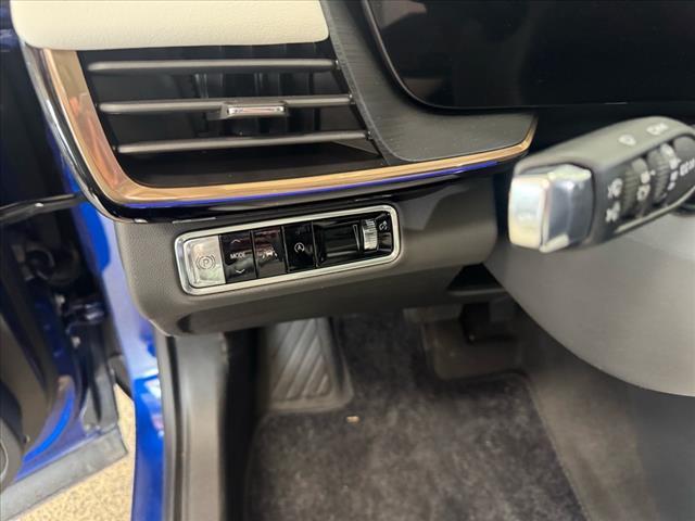 new 2025 Buick Envision car, priced at $47,595