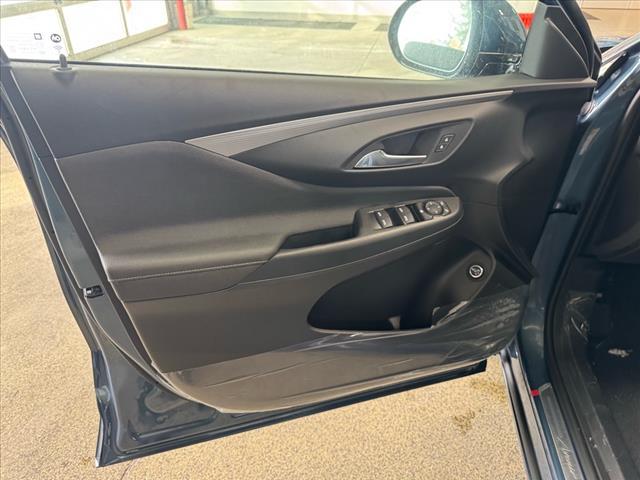 new 2025 Buick Envista car, priced at $31,009