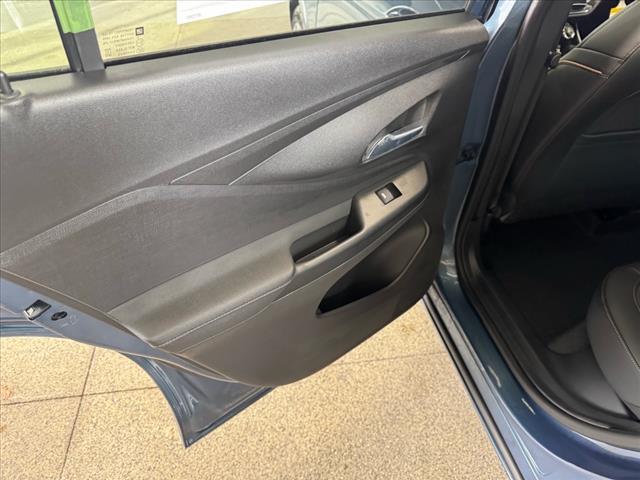 new 2025 Buick Envista car, priced at $31,009