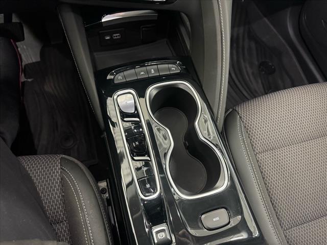 used 2022 Buick Envision car, priced at $23,621