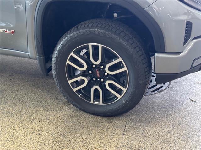 new 2025 GMC Sierra 1500 car, priced at $75,495