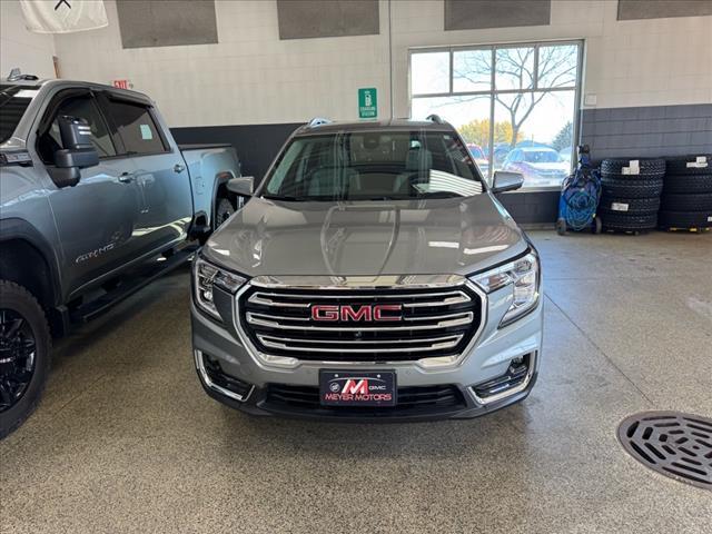 used 2024 GMC Terrain car, priced at $27,304