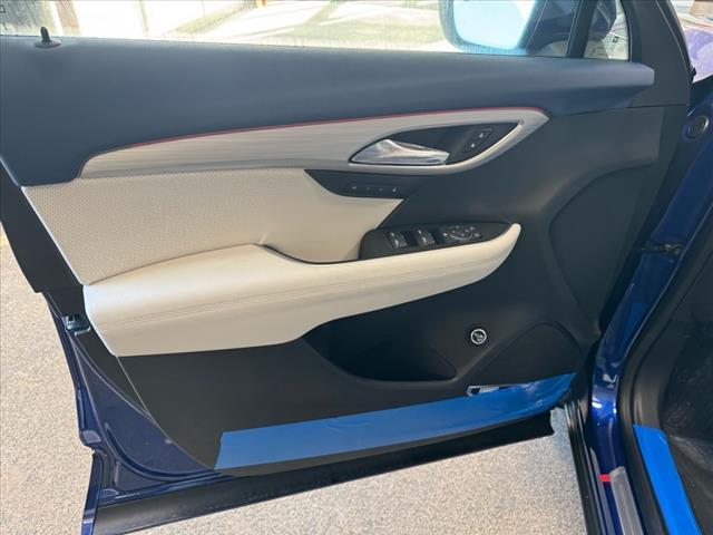 new 2025 Buick Envision car, priced at $45,394
