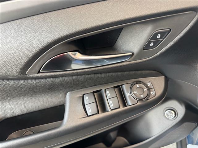 new 2025 Buick Envista car, priced at $27,775