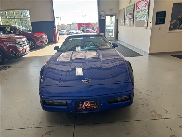 used 1995 Chevrolet Corvette car, priced at $14,000