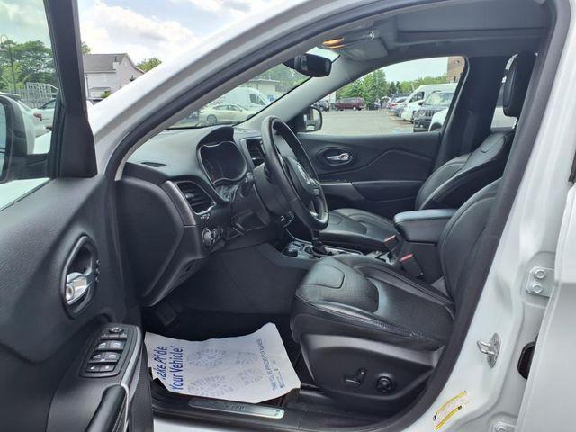used 2019 Jeep Cherokee car, priced at $16,687