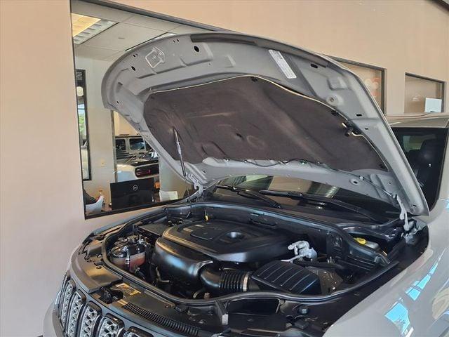 used 2022 Jeep Grand Cherokee WK car, priced at $29,197