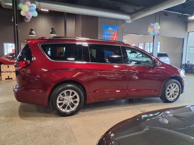 used 2021 Chrysler Pacifica car, priced at $32,737