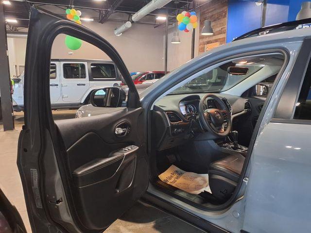 used 2022 Jeep Cherokee car, priced at $27,500
