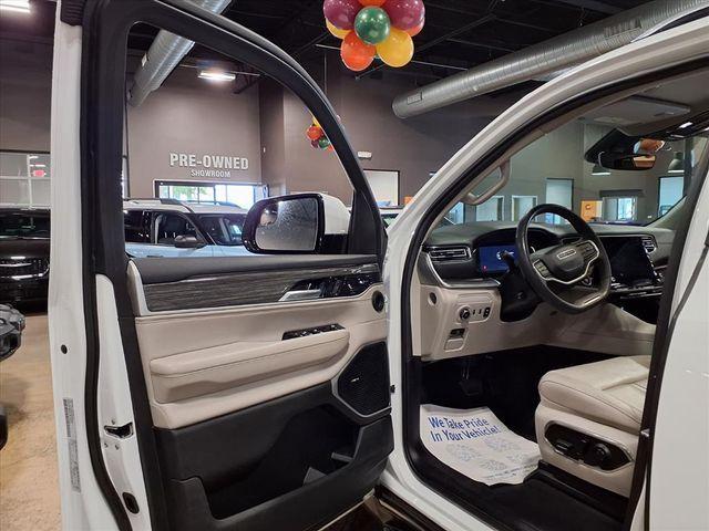 used 2022 Jeep Wagoneer car, priced at $38,435