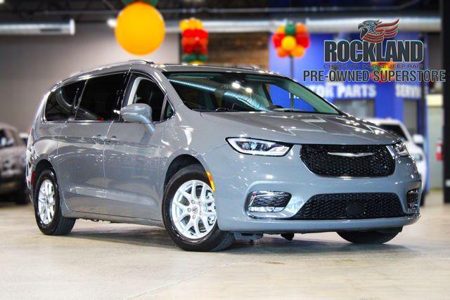 used 2022 Chrysler Pacifica car, priced at $23,380