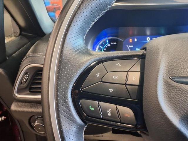 used 2021 Chrysler Pacifica Hybrid car, priced at $27,200