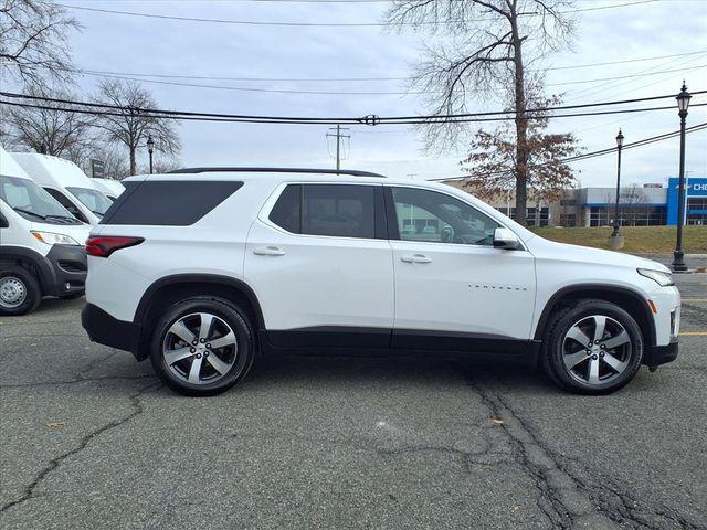 used 2023 Chevrolet Traverse car, priced at $29,358