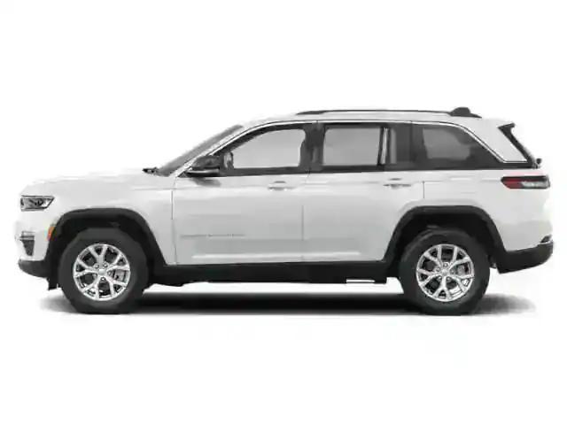 new 2025 Jeep Grand Cherokee car, priced at $45,935