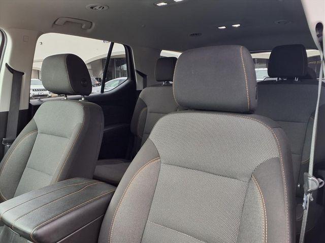 used 2020 Chevrolet Traverse car, priced at $20,300