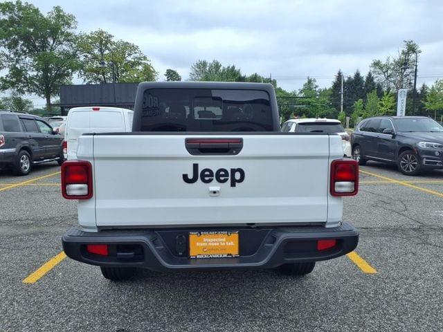 used 2023 Jeep Gladiator car, priced at $28,200