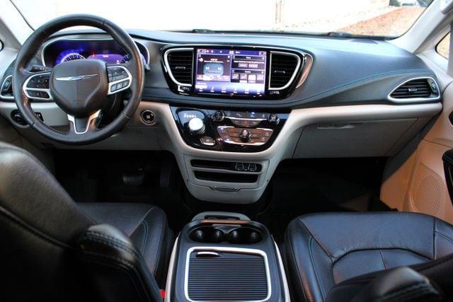 used 2021 Chrysler Pacifica car, priced at $21,091