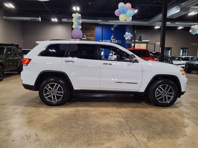 used 2021 Jeep Grand Cherokee car, priced at $28,609
