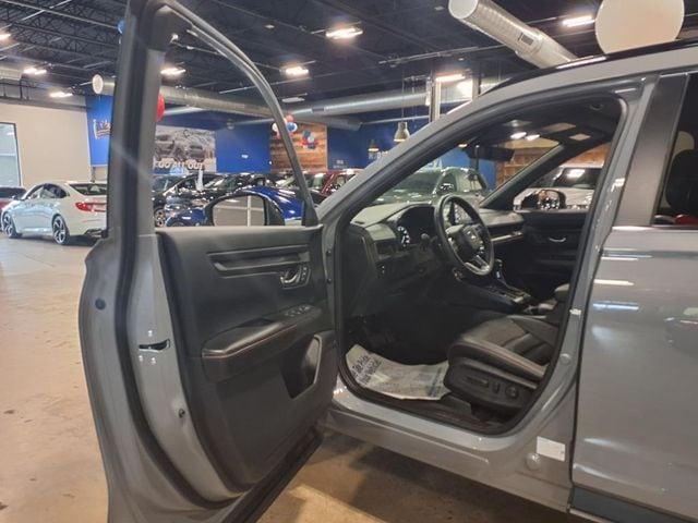 used 2025 Honda CR-V Hybrid car, priced at $38,000