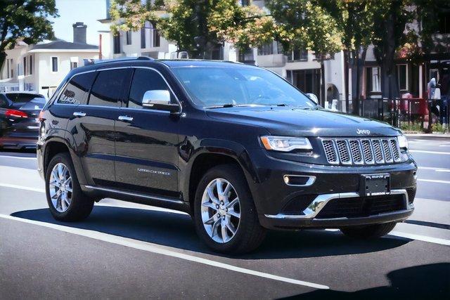 used 2015 Jeep Grand Cherokee car, priced at $17,224