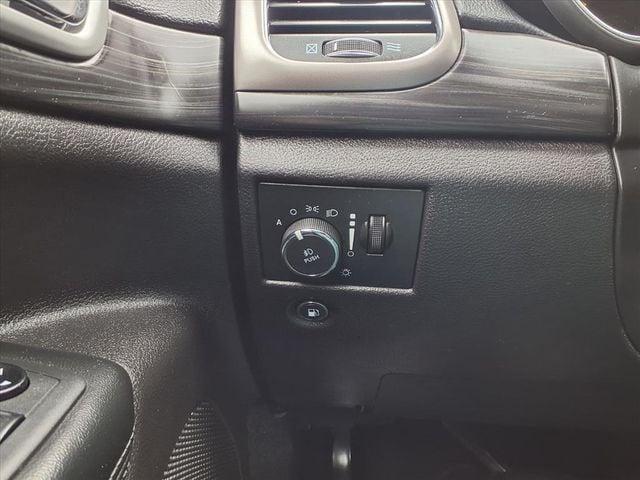 used 2019 Jeep Grand Cherokee car, priced at $16,366