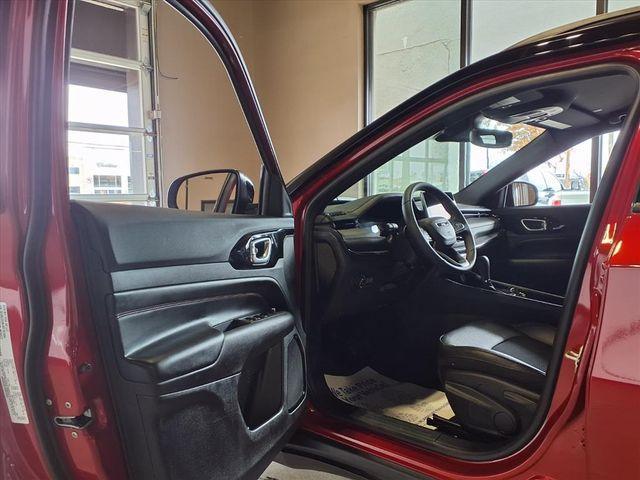 used 2024 Jeep Compass car, priced at $25,686