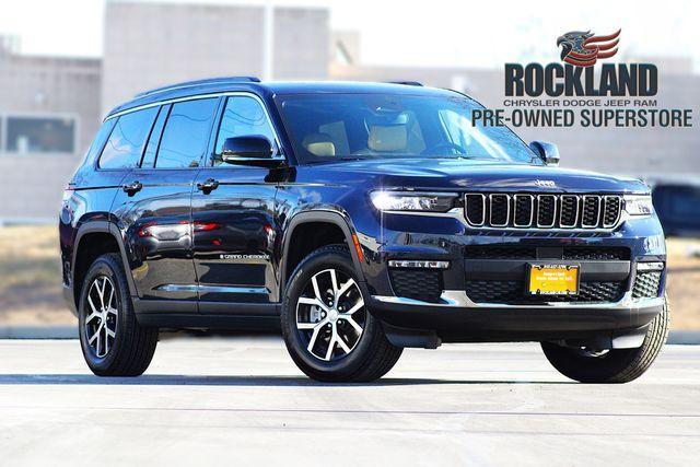 used 2021 Jeep Grand Cherokee car, priced at $29,657