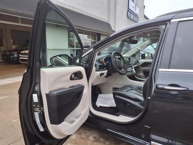 used 2023 Chrysler Pacifica car, priced at $28,731