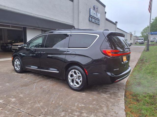 used 2023 Chrysler Pacifica car, priced at $28,731