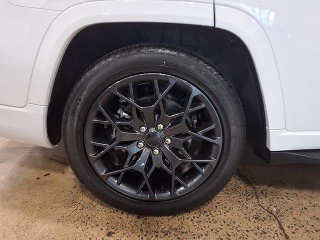 used 2024 Jeep Grand Cherokee L car, priced at $56,100