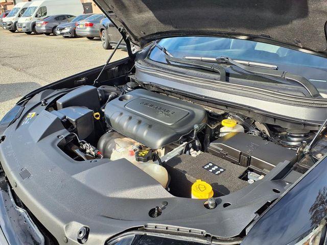 used 2023 Jeep Cherokee car, priced at $21,800