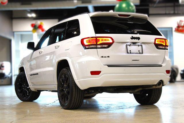 used 2022 Jeep Grand Cherokee WK car, priced at $28,287