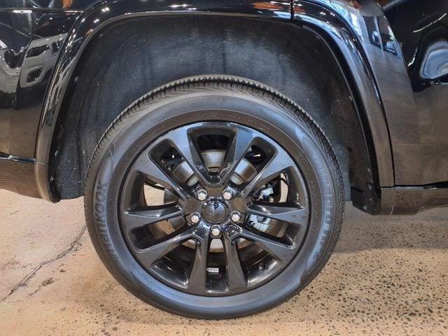 used 2022 Jeep Grand Cherokee WK car, priced at $28,900