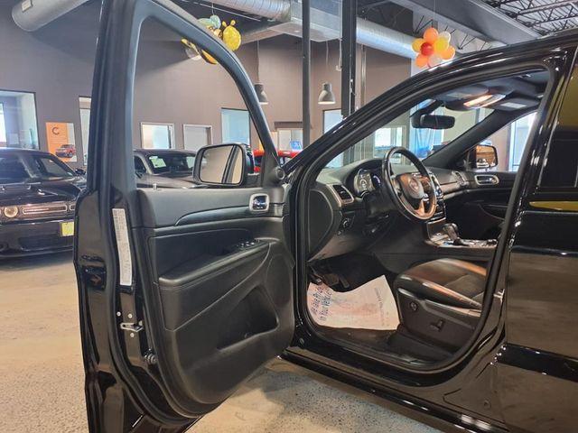 used 2022 Jeep Grand Cherokee WK car, priced at $29,890