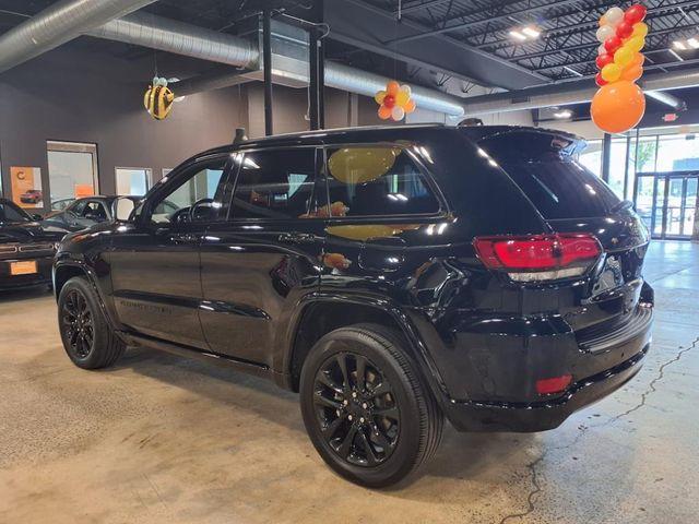 used 2022 Jeep Grand Cherokee WK car, priced at $29,890