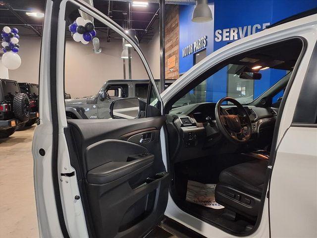 used 2022 Honda Pilot car, priced at $28,387