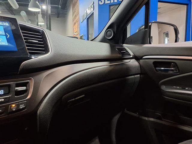 used 2022 Honda Pilot car, priced at $28,387