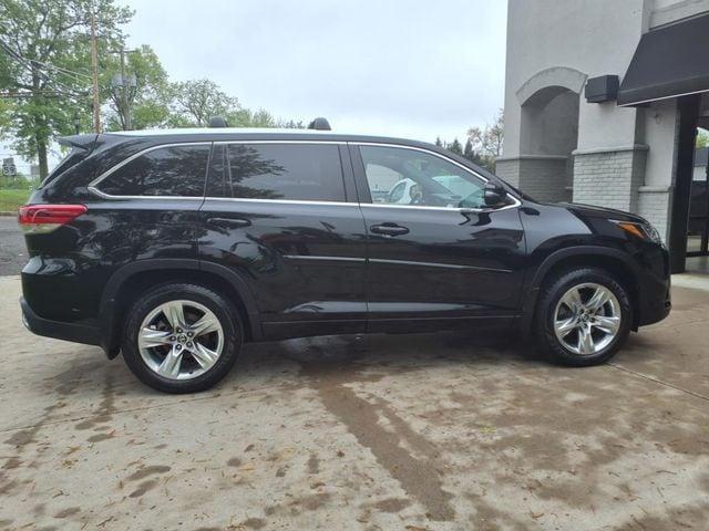 used 2018 Toyota Highlander car, priced at $24,900