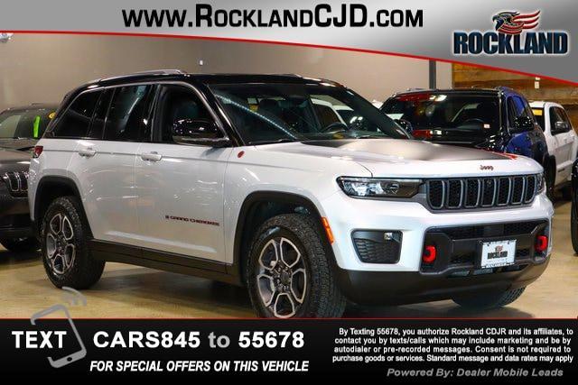 used 2022 Jeep Grand Cherokee car, priced at $45,200
