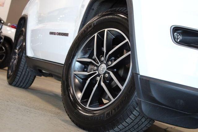 used 2018 Jeep Grand Cherokee car, priced at $26,000