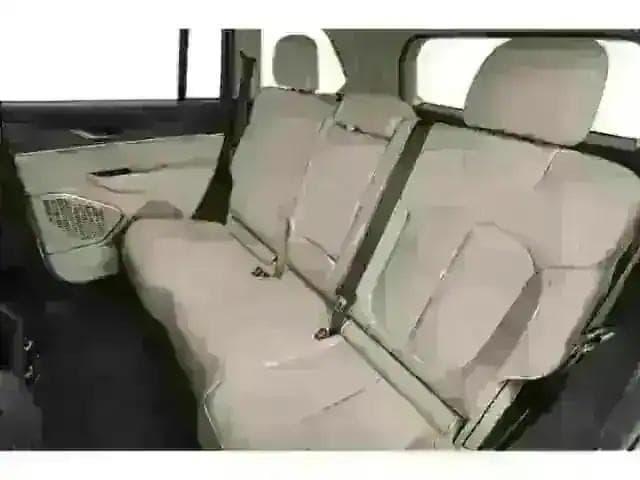 new 2025 Jeep Grand Cherokee car, priced at $47,196