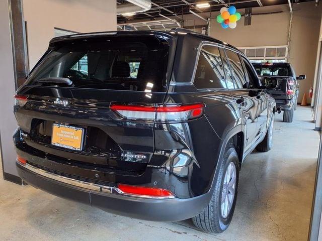 used 2022 Jeep Grand Cherokee car, priced at $30,400