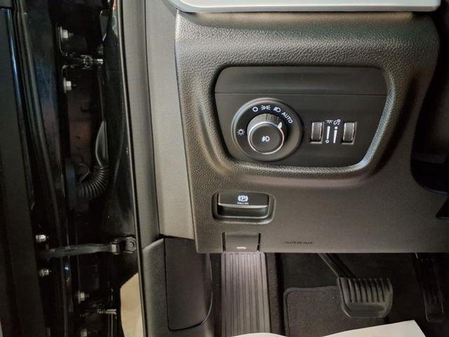 used 2022 Jeep Grand Cherokee car, priced at $30,400