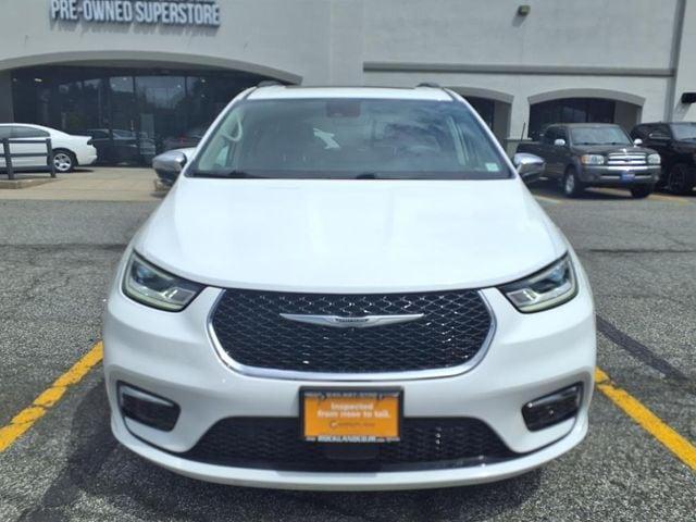 used 2023 Chrysler Pacifica car, priced at $37,200