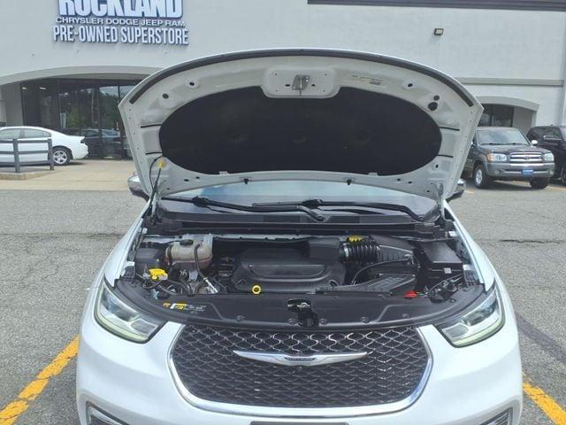 used 2023 Chrysler Pacifica car, priced at $37,200
